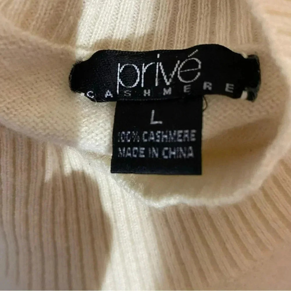 Prive Cashmere L Ivory sleeveless mock neck sweater - Picture 4 of 5